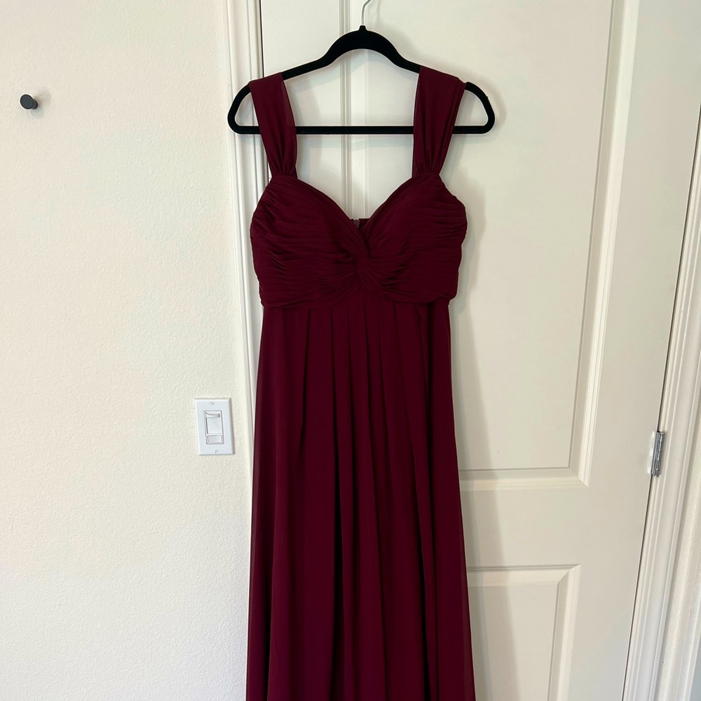 JJs house Bridesmaid Dress in Cabernet